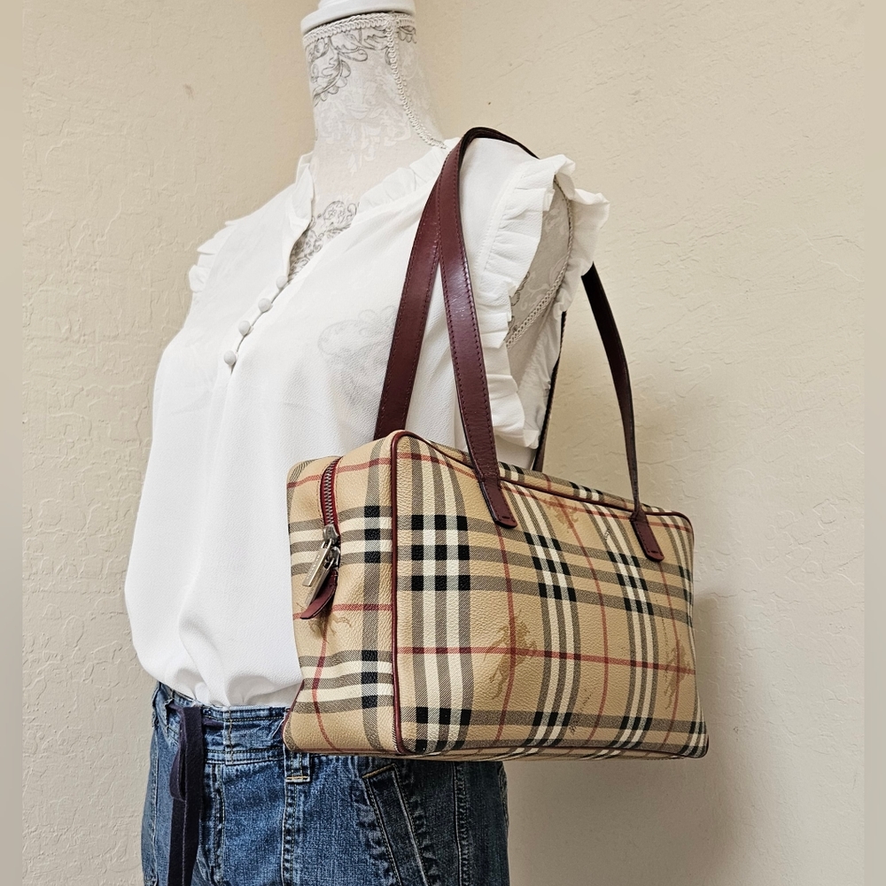 Burberry Check PVC Shoulder Bag AUTHENTIC - Picture 4 of 14